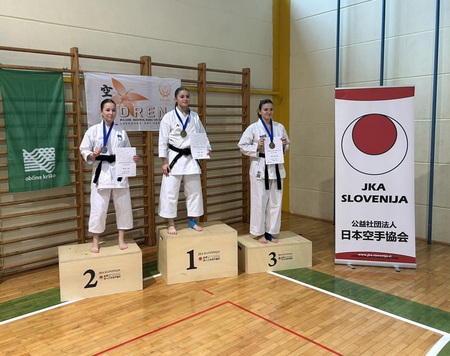 Elma Lišinović 1. mesto v katah med mladinkami